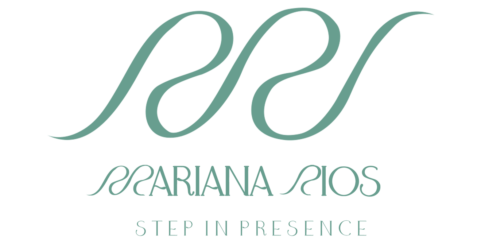 Logo Mariana Rios Step in Presence Logo Mariana Rios Step in Presence